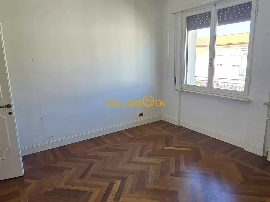 Immagine 50 di Mansarda in vendita  a Livorno