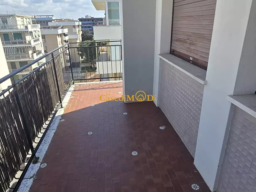 Immagine 27 di Mansarda in vendita  a Livorno