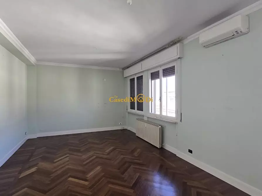 Immagine 4 di Mansarda in vendita  a Livorno