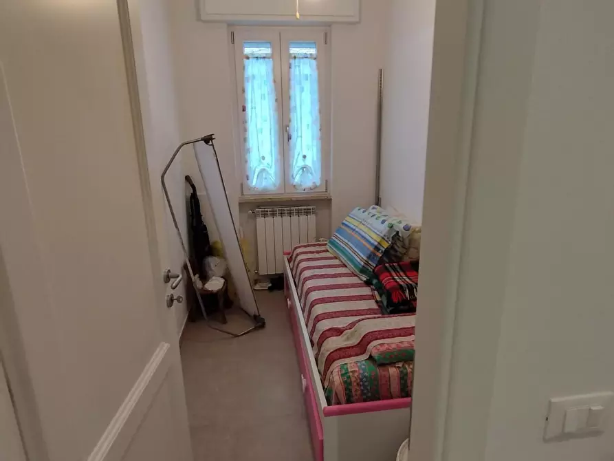 Immagine 4 di Appartamento in vendita  a Camaiore