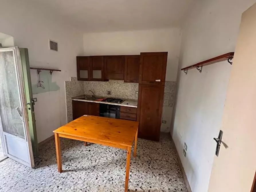 Immagine 1 di Appartamento in vendita  a Pisa