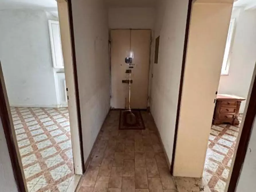 Immagine 2 di Appartamento in vendita  a Pisa