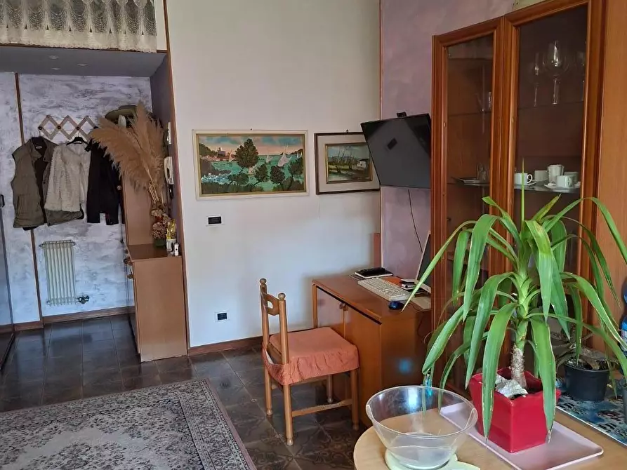 Immagine 12 di Appartamento in vendita  a Ortonovo