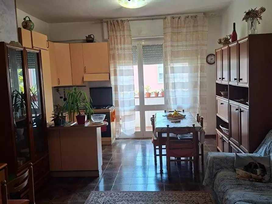 Immagine 7 di Appartamento in vendita  a Ortonovo