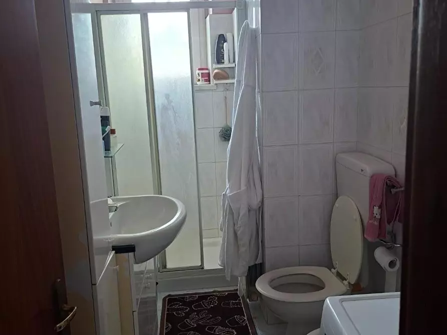 Immagine 3 di Appartamento in vendita  a Ortonovo