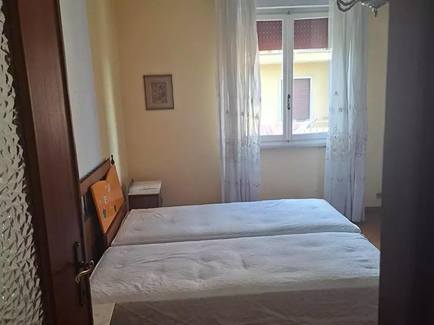 Immagine 8 di Appartamento in vendita  a Ortonovo