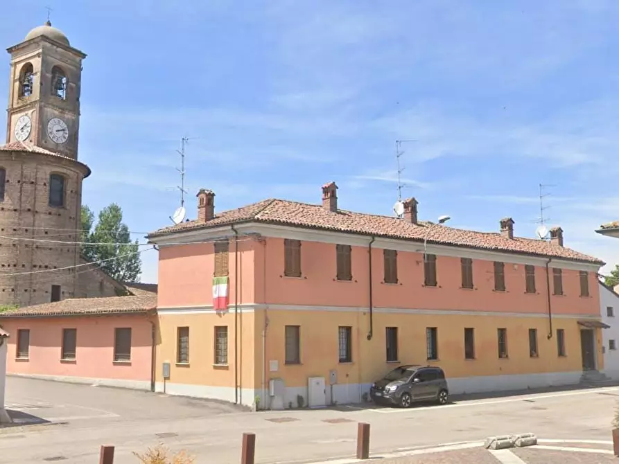 Immagine 1 di Appartamento in vendita  a Gambarana