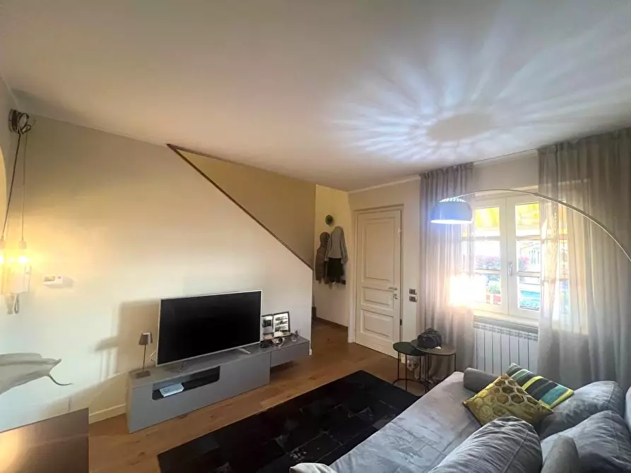 Immagine 3 di Villetta a schiera in vendita  a Camaiore