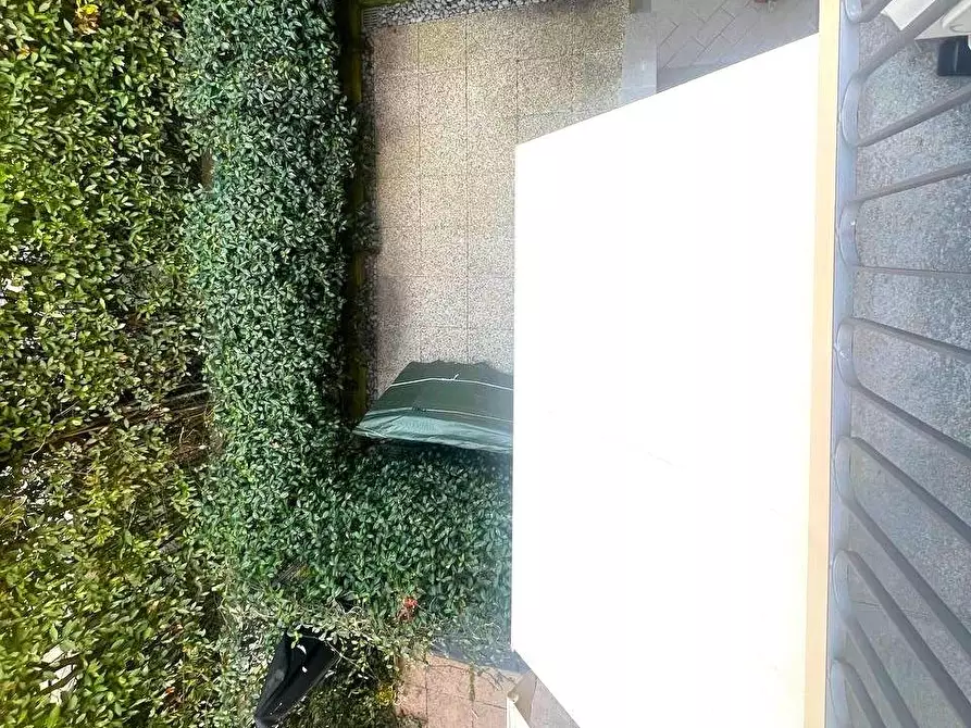 Immagine 40 di Villetta a schiera in vendita  a Camaiore