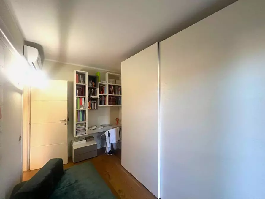 Immagine 36 di Villetta a schiera in vendita  a Camaiore