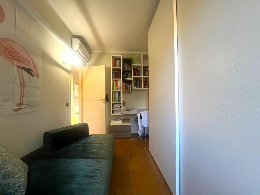 Immagine 34 di Villetta a schiera in vendita  a Camaiore