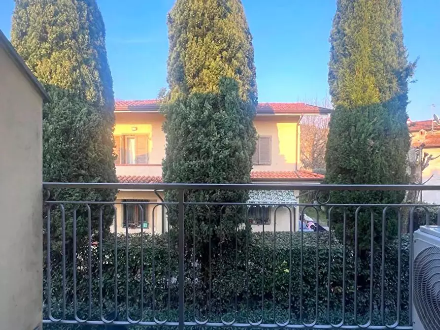 Immagine 38 di Villetta a schiera in vendita  a Camaiore