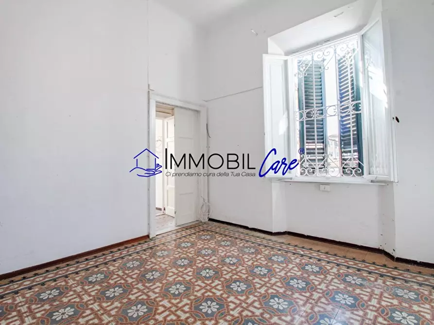 Immagine 19 di Appartamento in vendita  a Livorno