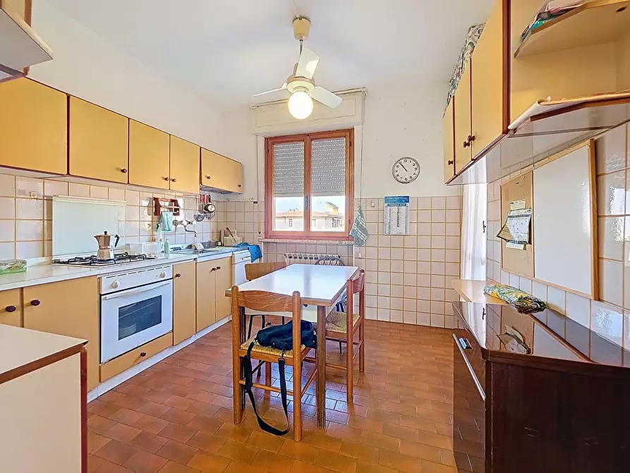 Immagine 3 di Appartamento in vendita  a Pisa