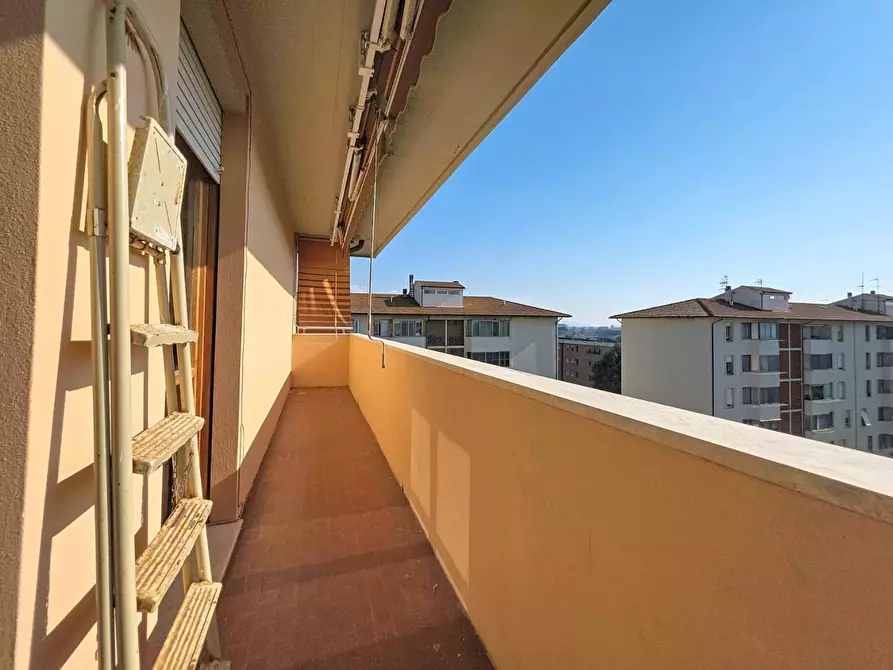 Immagine 10 di Appartamento in vendita  a Pisa