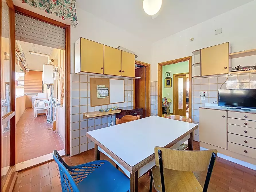 Immagine 13 di Appartamento in vendita  a Pisa