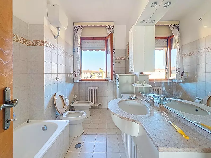 Immagine 9 di Appartamento in vendita  a Pisa