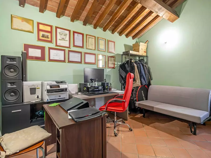 Immagine 31 di Rustico / casale in vendita  a Ponsacco