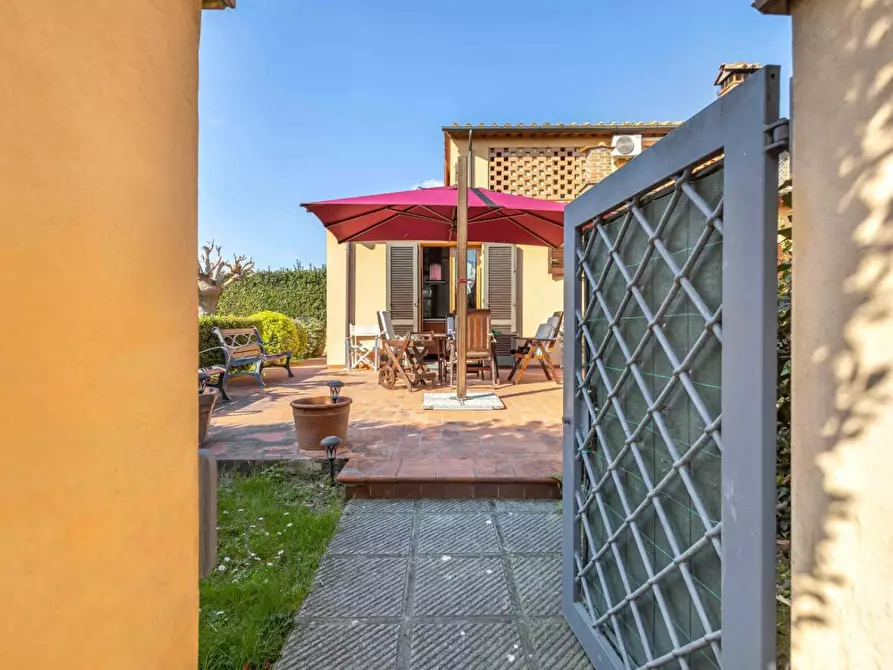 Immagine 12 di Rustico / casale in vendita  a Ponsacco