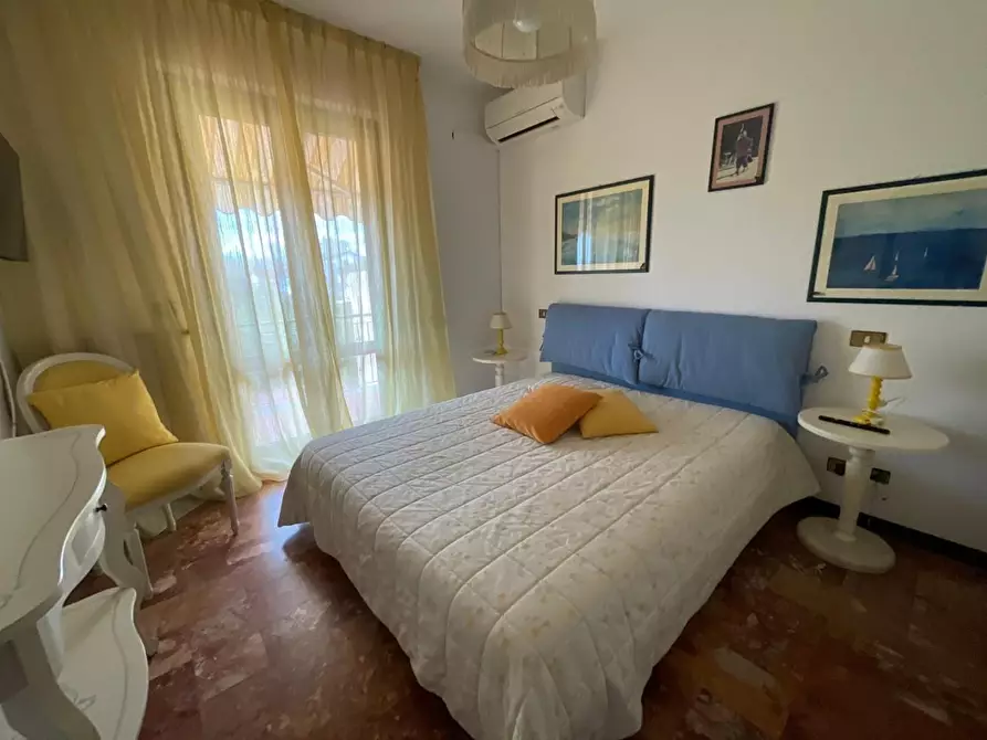 Immagine 18 di Casa bifamiliare in affitto  a Forte Dei Marmi