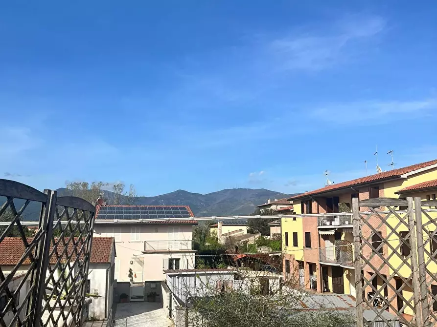 Immagine 24 di Terratetto in vendita  a Cascina