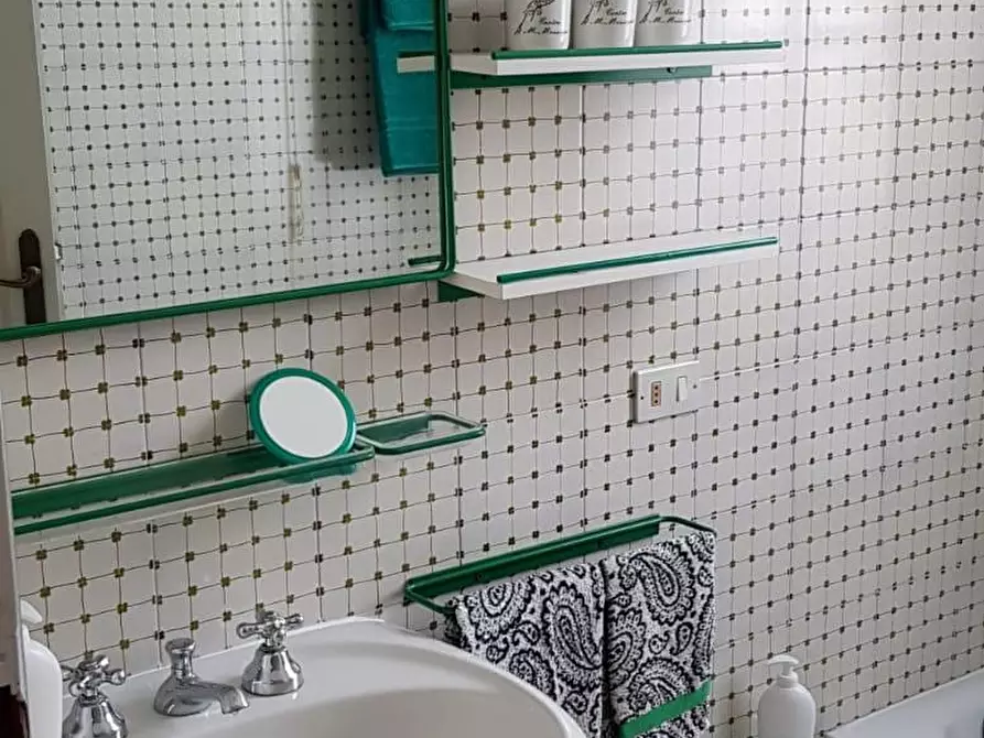 Immagine 23 di Appartamento in vendita  a Seravezza