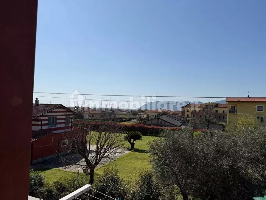 Immagine 6 di Appartamento in vendita  a Castelnuovo Magra