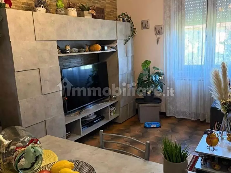 Immagine 1 di Appartamento in vendita  a Castelnuovo Magra