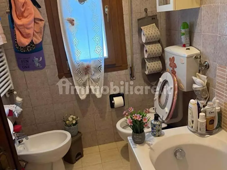 Immagine 11 di Appartamento in vendita  a Castelnuovo Magra