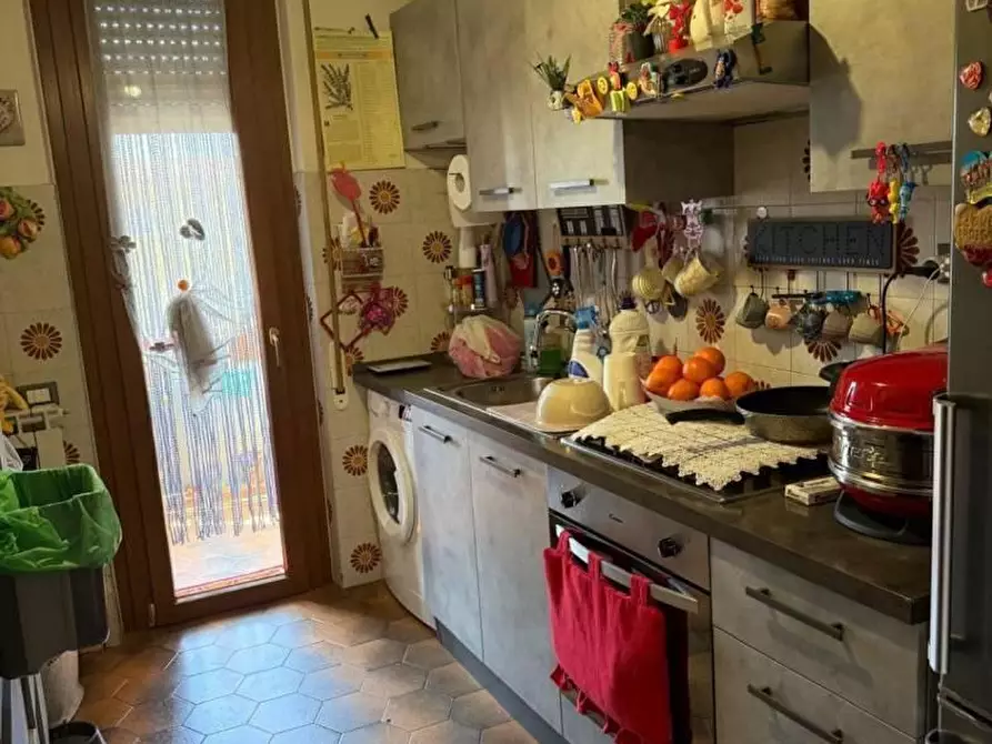 Immagine 4 di Appartamento in vendita  a Castelnuovo Magra