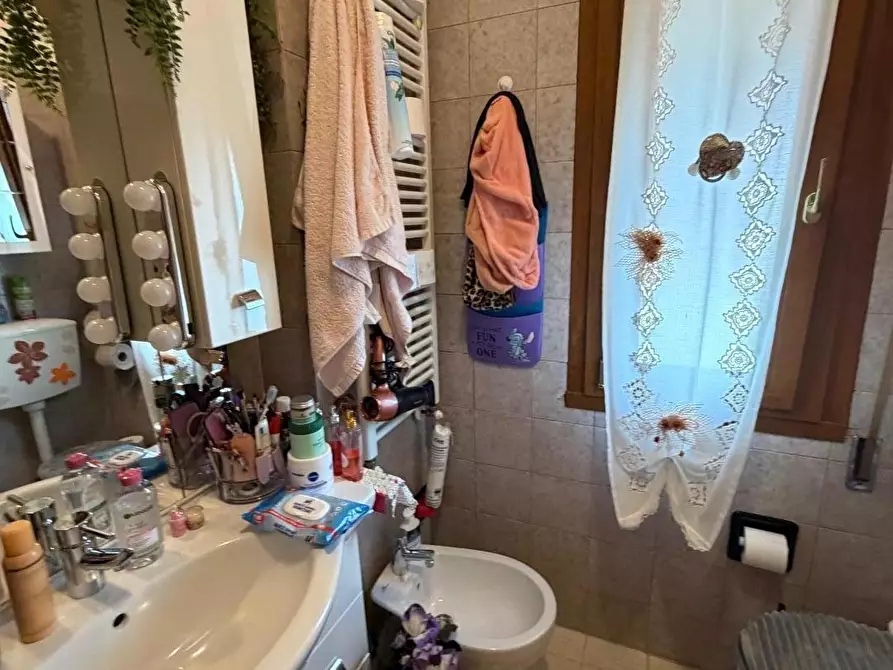 Immagine 6 di Appartamento in vendita  a Castelnuovo Magra