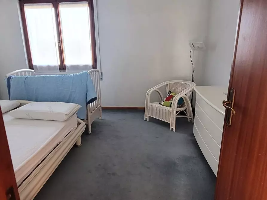 Immagine 13 di Casa indipendente in vendita  a Ortonovo