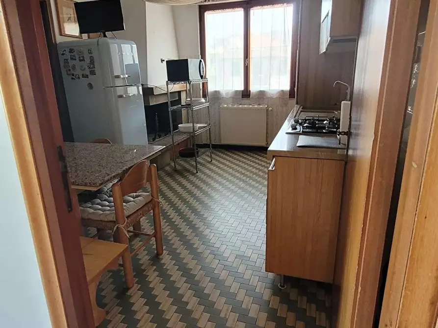 Immagine 4 di Casa indipendente in vendita  a Ortonovo