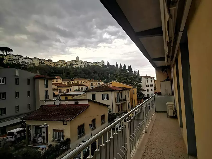 Immagine 12 di Appartamento in affitto  a Signa