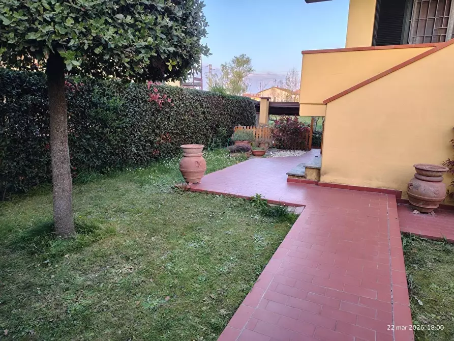 Immagine 3 di Casa bifamiliare in vendita  a San Miniato