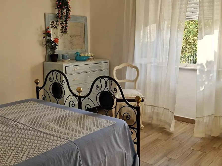 Immagine 8 di Casa bifamiliare in affitto  a Pietrasanta