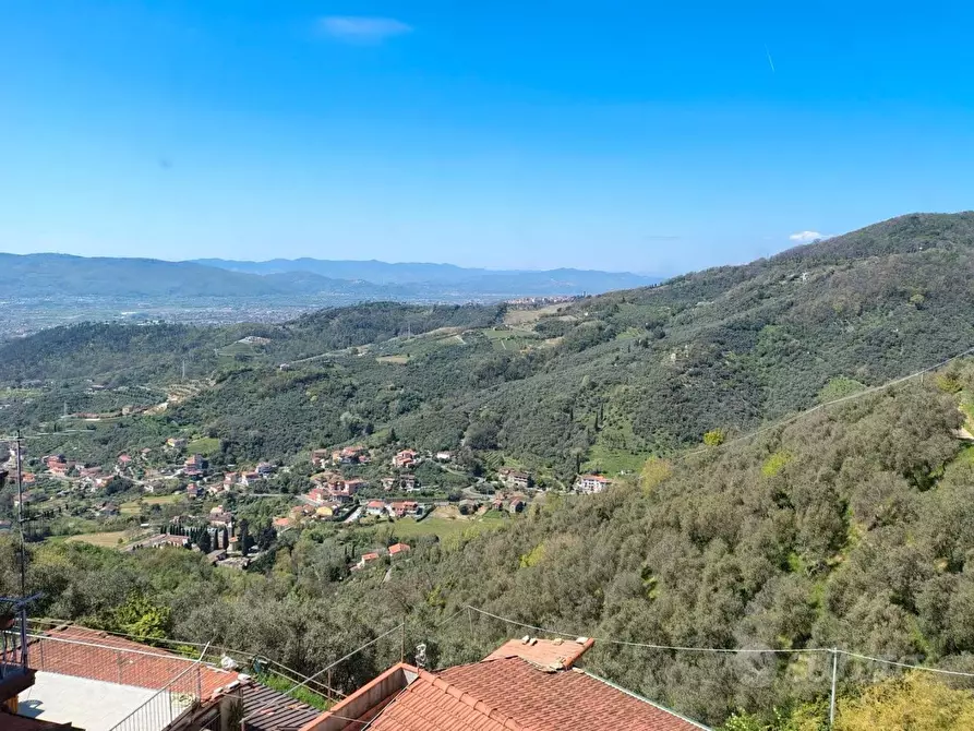 Immagine 7 di Appartamento in vendita  a Ortonovo