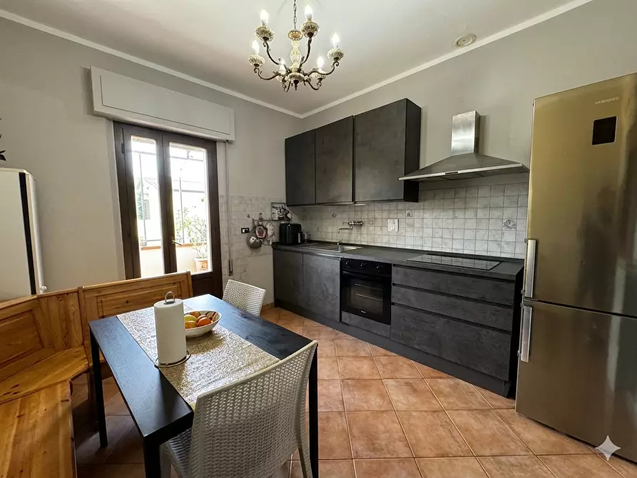 Immagine 2 di Appartamento in vendita  a Buti