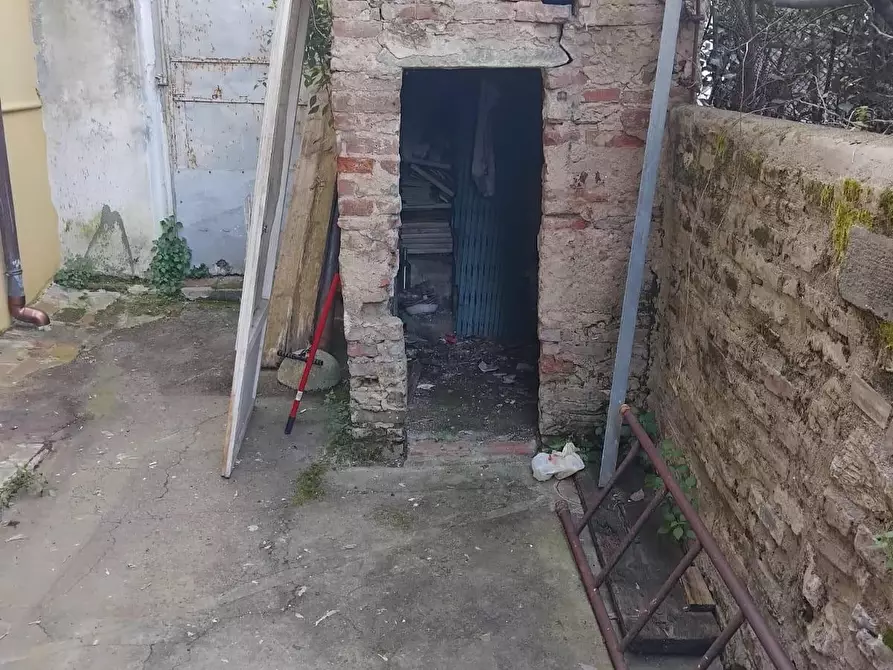 Immagine 10 di Appartamento in vendita  a Pisa