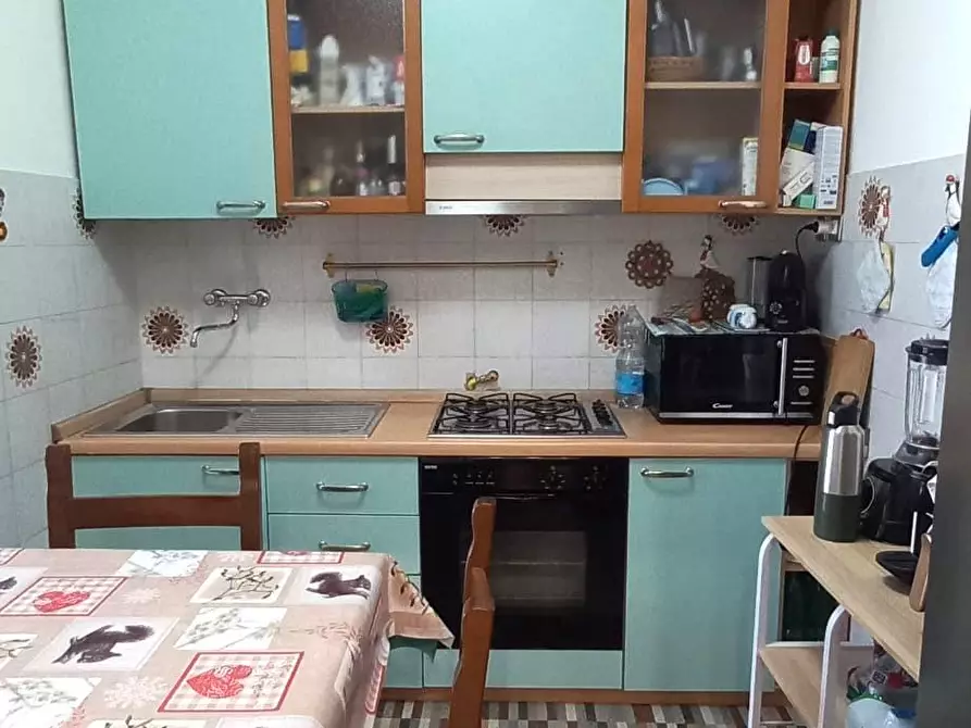 Immagine 3 di Appartamento in vendita  a Carrara