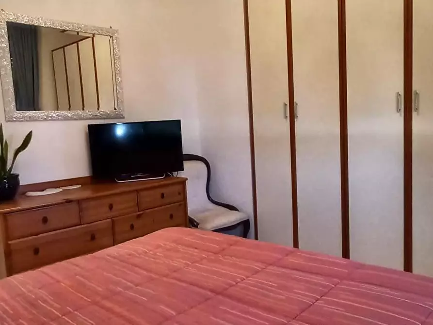 Immagine 10 di Appartamento in vendita  a Carrara