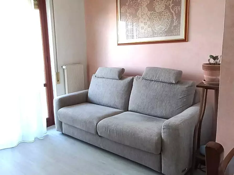 Immagine 6 di Appartamento in vendita  a Carrara