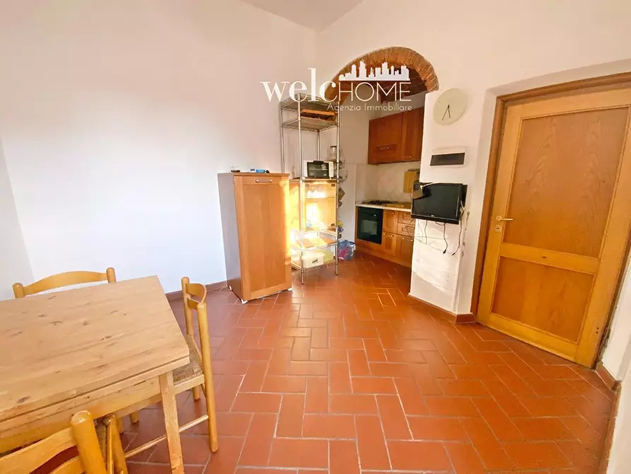 Immagine 4 di Appartamento in vendita  a Prato