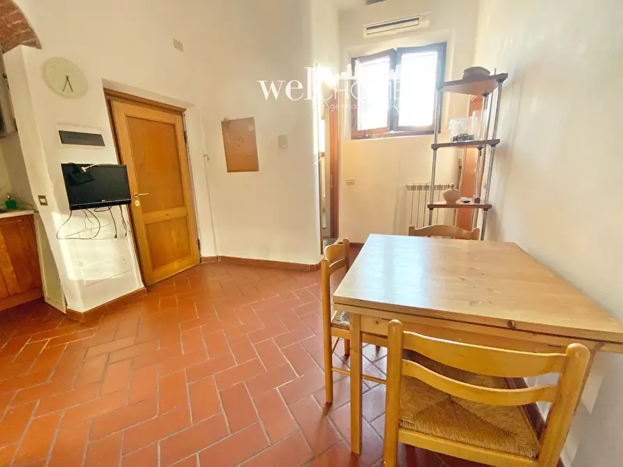 Immagine 5 di Appartamento in vendita  a Prato