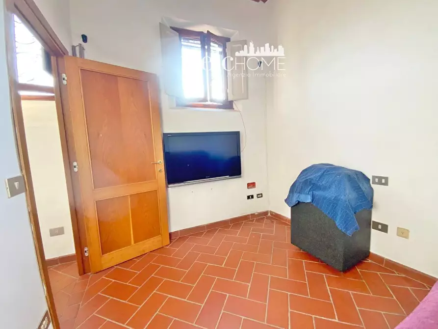 Immagine 14 di Appartamento in vendita  a Prato