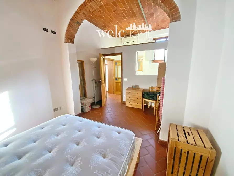 Immagine 10 di Appartamento in vendita  a Prato