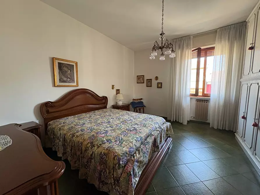 Immagine 17 di Appartamento in vendita  a Vinci