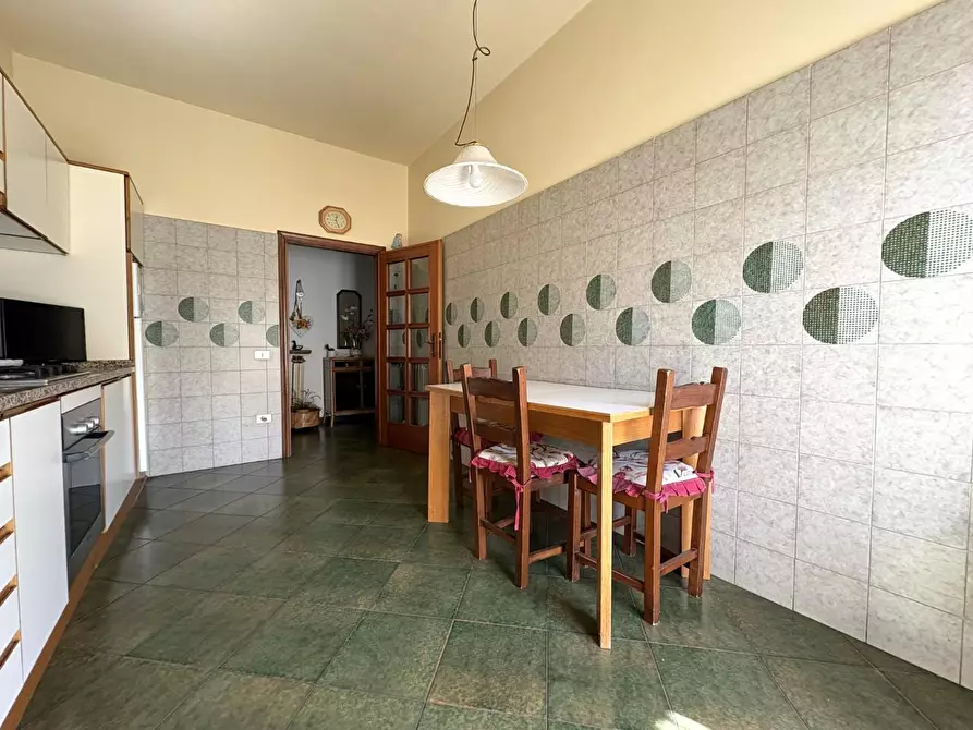 Immagine 12 di Appartamento in vendita  a Vinci