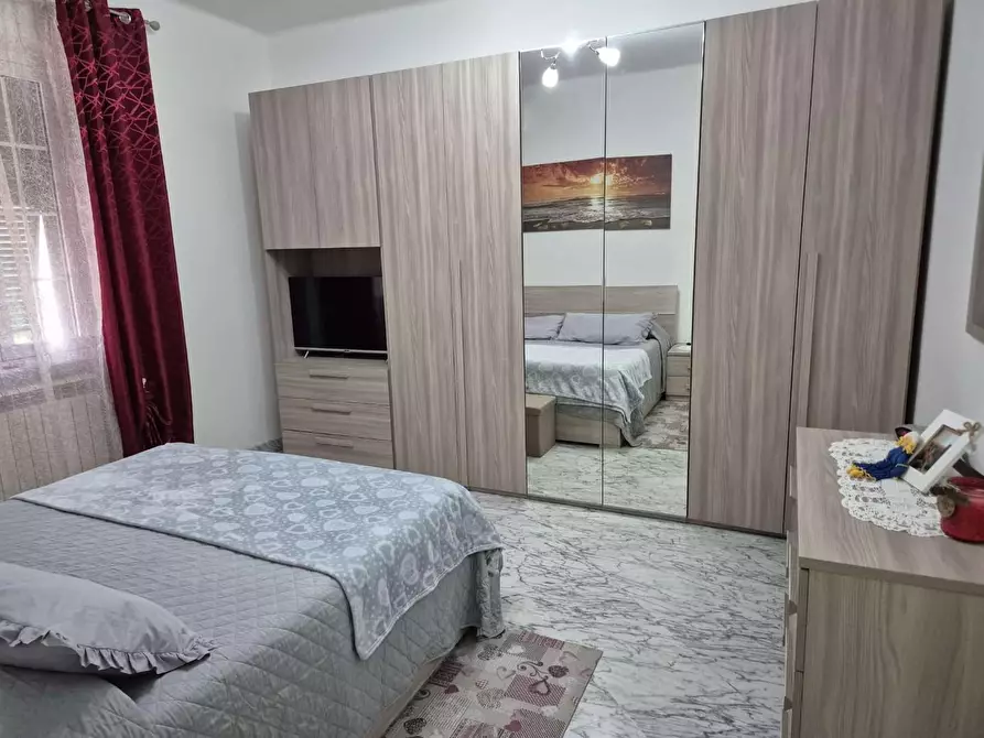 Immagine 23 di Appartamento in vendita  a Carrara