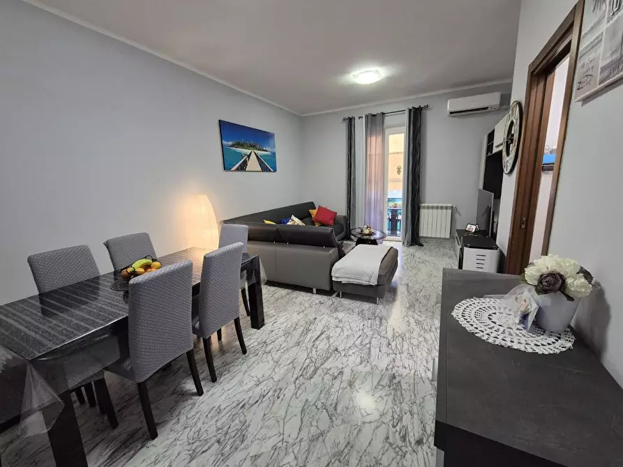 Immagine 1 di Appartamento in vendita  a Carrara